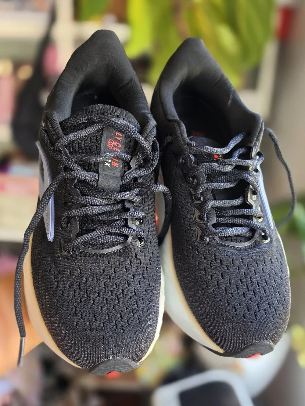 Brooks Glyserin Max Black Running Shoes - Lightweight Cushioned Trainer